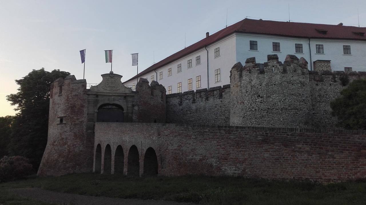 Gyöngyvirág Üdülő – Mario Apartman Harkány Esterno foto